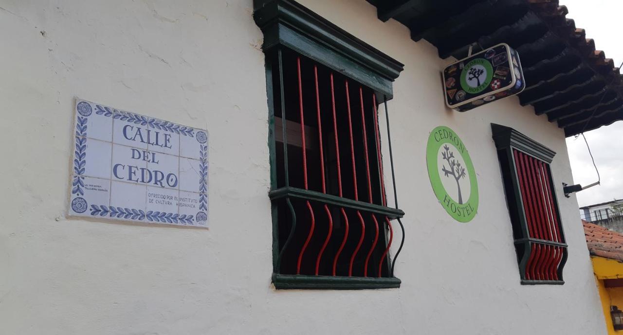 Cedron Hostel *